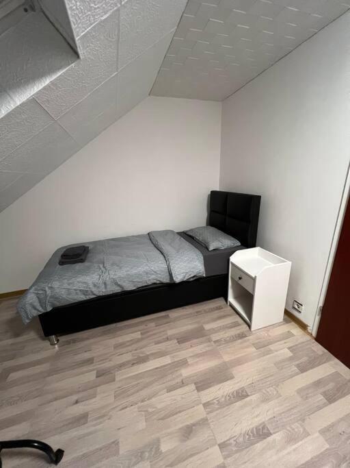 Wohnung In Херфорд Экстерьер фото